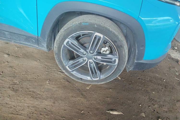 Used Geely Auto icon 2020 1.5TD i9 BSG Right Front Wheel Hub