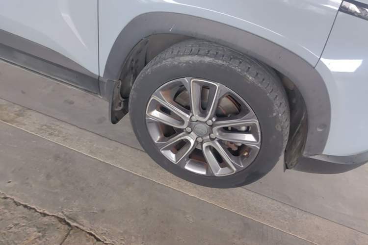 Used Geely Auto icon 2020 1.5TD i9 BSG Right Front Wheel Hub