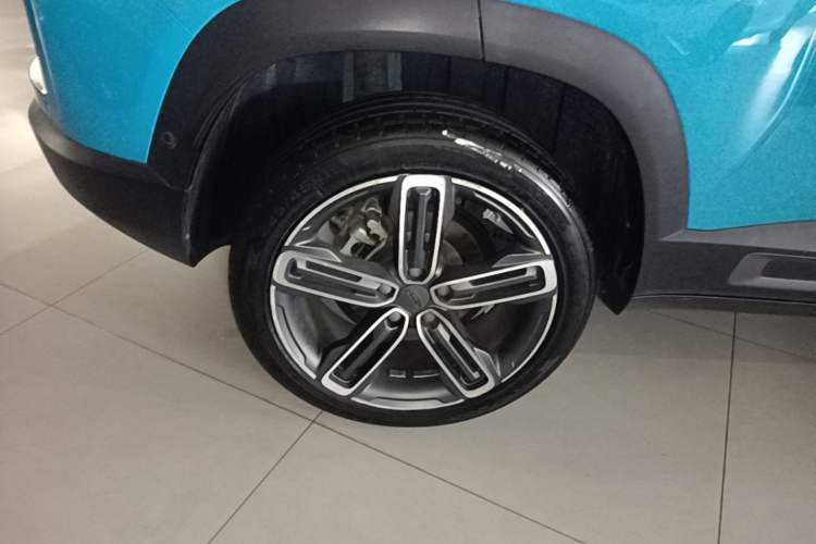 Used Geely Auto icon 2020 1.5TD i9 BSG Right Rear Wheel Hub
