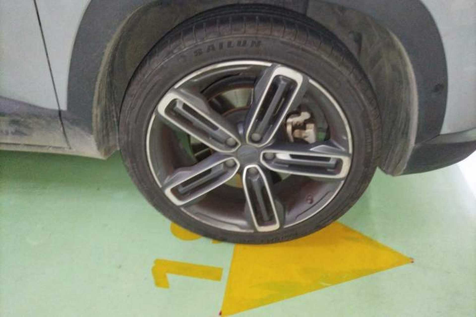 Used Geely Auto icon 2020 1.5TD i9 BSG Right Front Wheel Hub