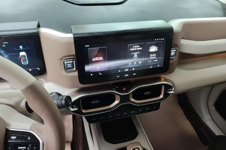 Used Geely Auto icon 2020 1.5TD i9 BSG Audio And AC Panel