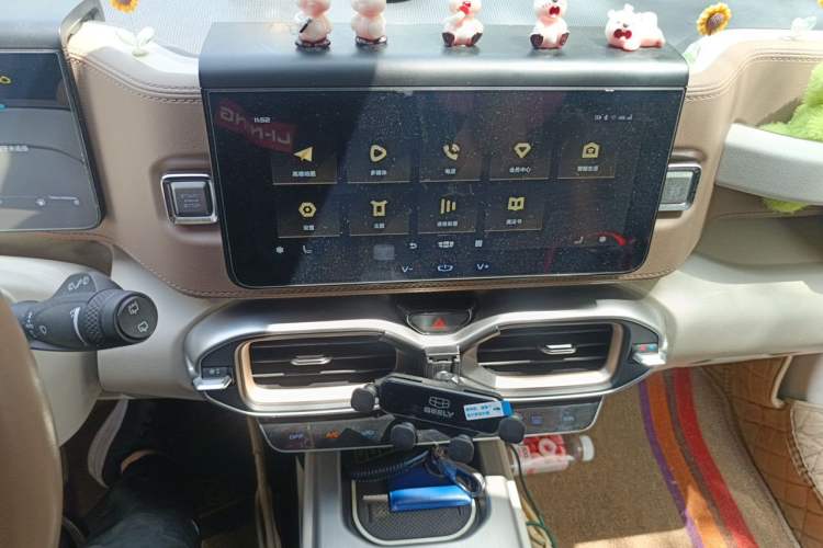 Used Geely Auto icon 2020 300T Galaxy Limited Edition Audio And AC Panel