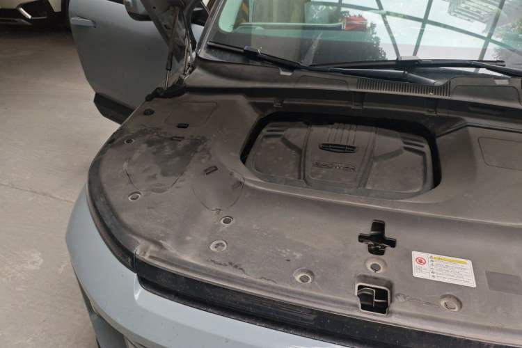 Used Geely Auto icon 2020 300T Galaxy Limited Edition Engine Bay Right