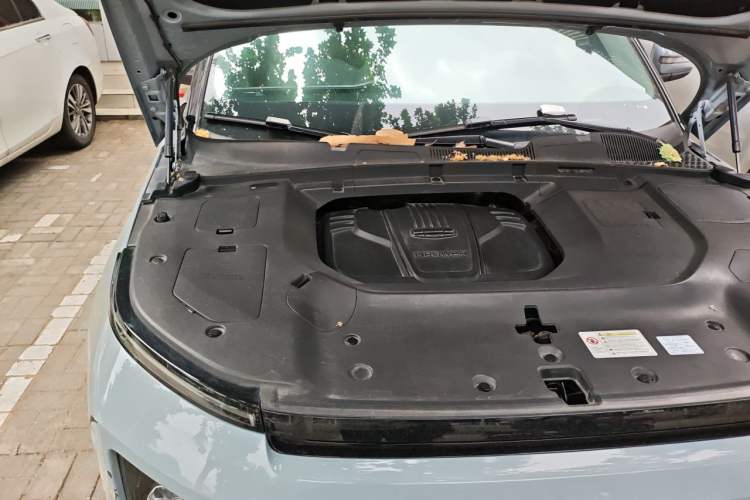 Used Geely Auto icon 2020 300T Galaxy Limited Edition Engine Bay Right