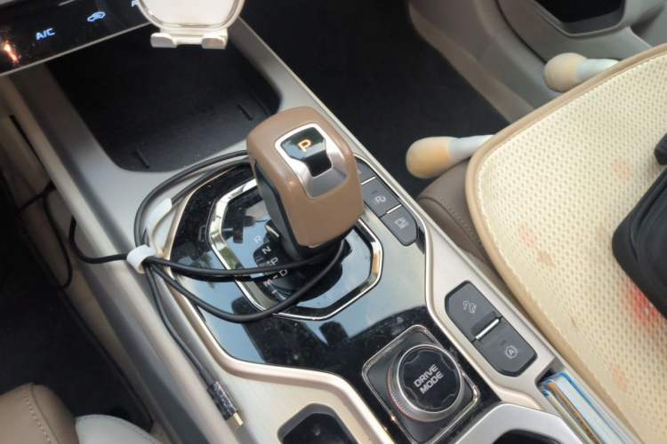 Used Geely Auto icon 2020 300T Galaxy Limited Edition Gear Lever