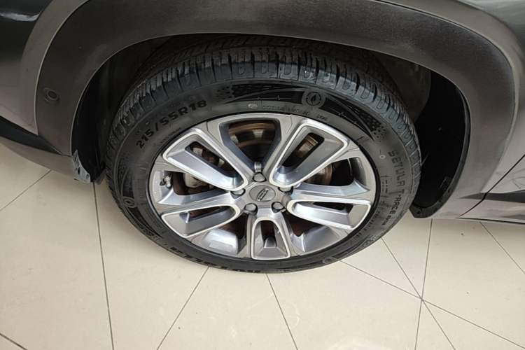 Used Geely Auto icon 2020 1.5TD i9 BSG Left Front Wheel Hub