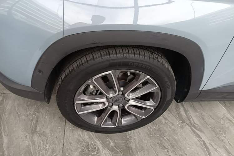 Used Geely Auto icon 2020 1.5TD i9 BSG Left Front Wheel Hub