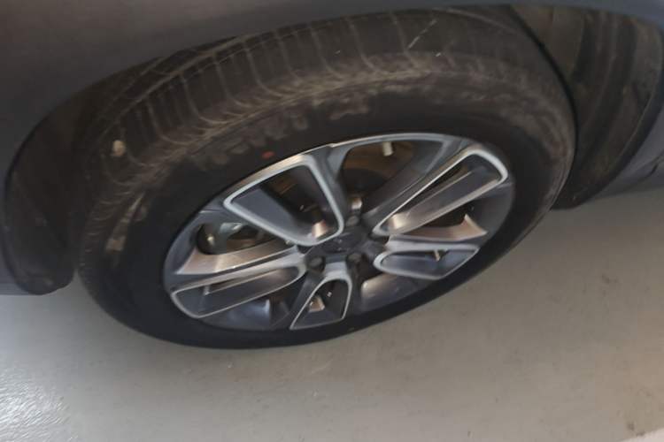 Used Geely Auto icon 2020 1.5TD i9 BSG Left Front Wheel Hub