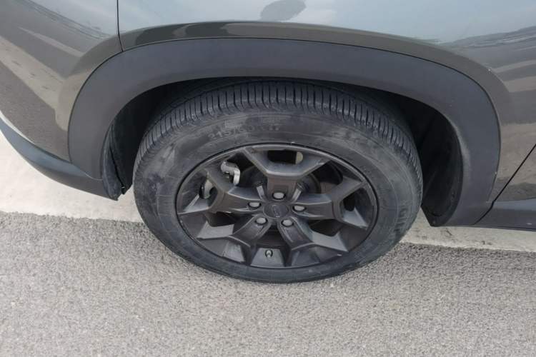 Used Geely Auto icon 2020 1.5TD i5 Left Front Wheel Hub