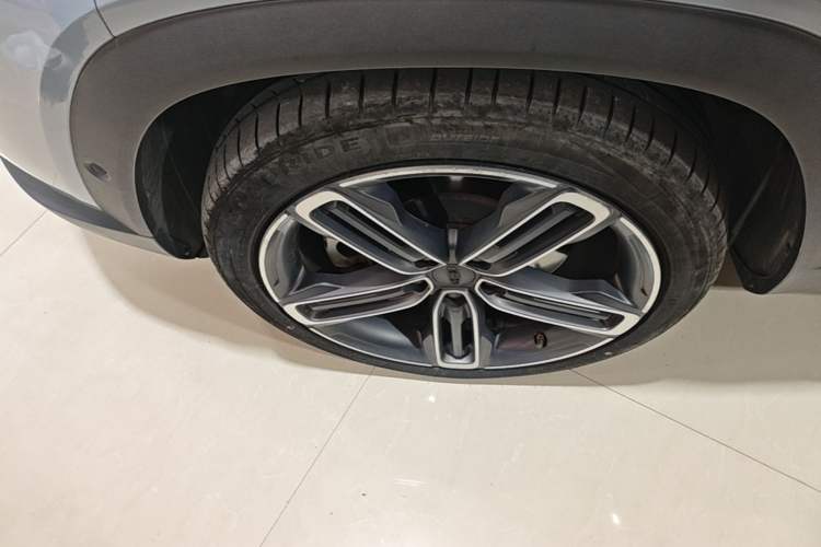 Used Geely Auto icon 2020 300T Galaxy Limited Edition Left Front Wheel Hub