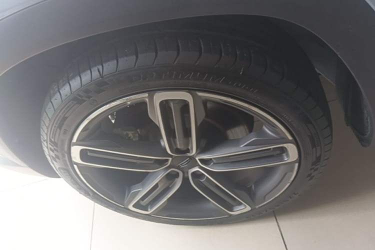 Used Geely Auto icon 2020 300T Galaxy Limited Edition Left Front Wheel Hub