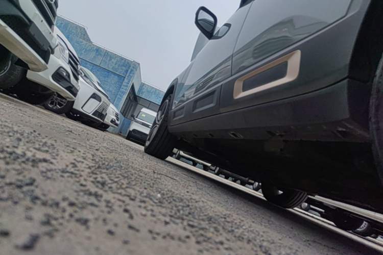 Used Geely Auto icon 2020 300T Galaxy Limited Edition Left Side Sill