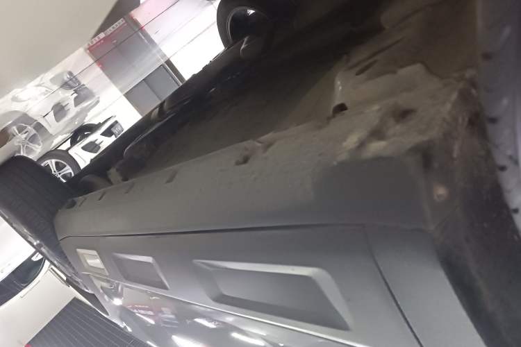 Used Geely Auto icon 2020 1.5TD i9 BSG Left Side Sill