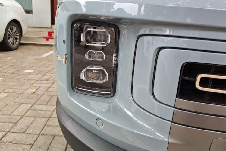 Used Geely Auto icon 2020 300T Galaxy Limited Edition Right Front Headlight