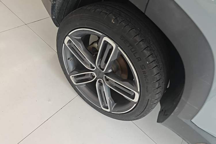 Used Geely Auto icon 2020 1.5TD i9 BSG Right Rear Wheel Hub