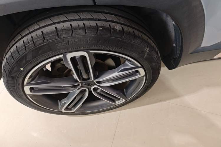 Used Geely Auto icon 2020 300T Galaxy Limited Edition Right Rear Wheel Hub