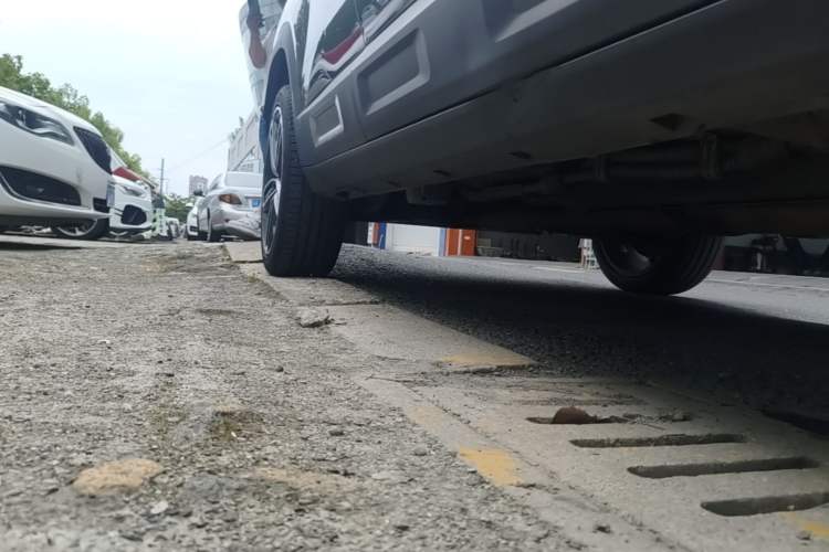 Used Geely Auto icon 2020 1.5TD i9 BSG Right Side Sill