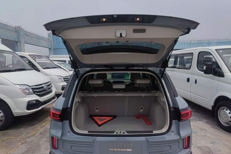 Used Geely Auto icon 2020 300T Galaxy Limited Edition Trunk