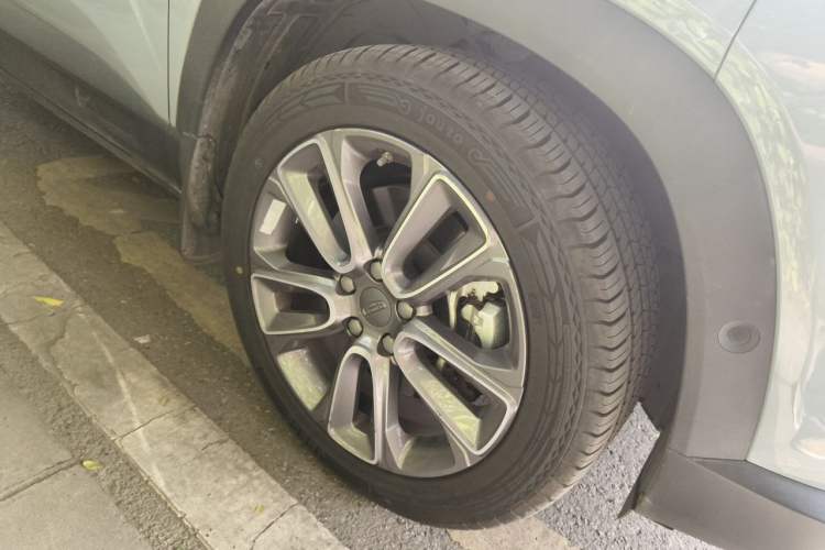 Used Geely Auto icon 2020 1.5TD i9 BSG Right Front Wheel Hub