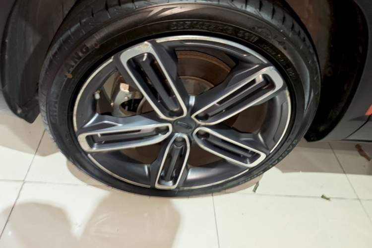 Used Geely Auto icon 2020 1.5TD i9 BSG Left Front Wheel Hub