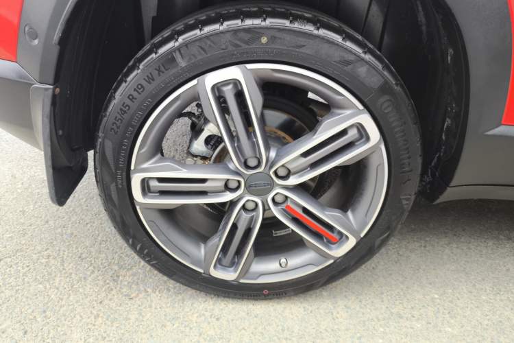 Used Geely Auto icon 2020 1.5TD i9 BSG Right Rear Wheel Hub