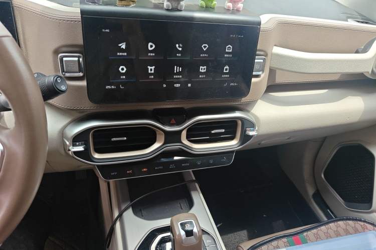 Used Geely Auto icon 2020 300T Galaxy Limited Edition Audio And AC Panel