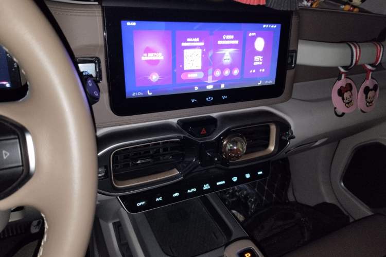 Used Geely Auto icon 2020 300T Galaxy Limited Edition Audio And AC Panel