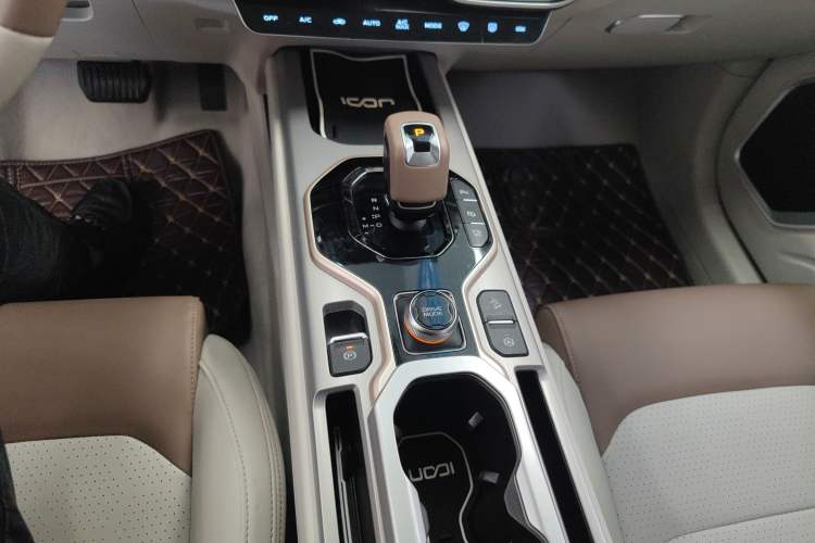 Used Geely Auto icon 2020 300T Galaxy Limited Edition Gear Lever