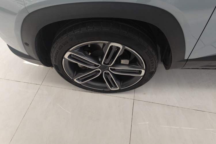Used Geely Auto icon 2020 300T Galaxy Limited Edition Left Front Wheel Hub