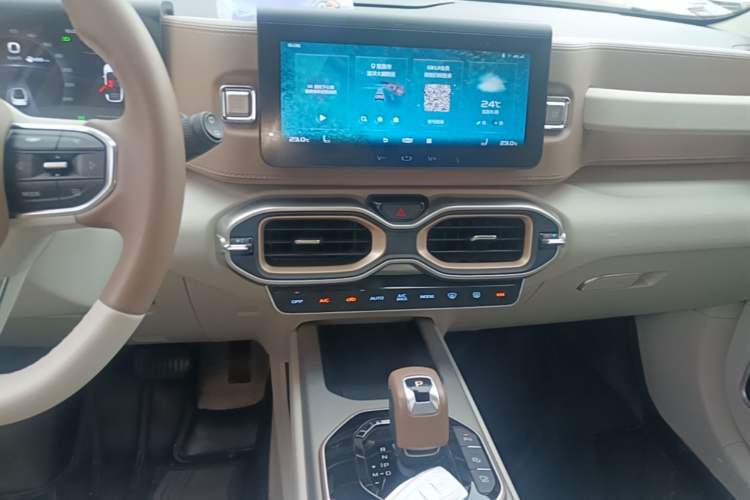 Used Geely Auto icon 2020 1.5TD i9 BSG Audio And AC Panel