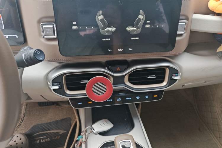 Used Geely Auto icon 2020 1.5TD i9 BSG Audio And AC Panel