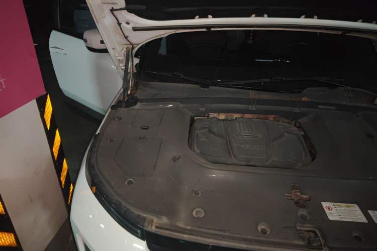 Used Geely Auto icon 2020 300T Galaxy Limited Edition Engine Bay Right