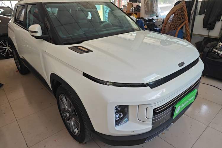 Used Geely Auto icon 2020 1.5TD i9 BSG Front Right 45 Deg