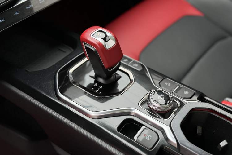 Used Geely Auto icon 2020 1.5TD i9 BSG Interior 3