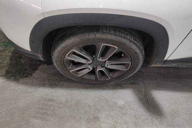 Used Geely Auto icon 2020 1.5TD i9 BSG Left Front Wheel Hub