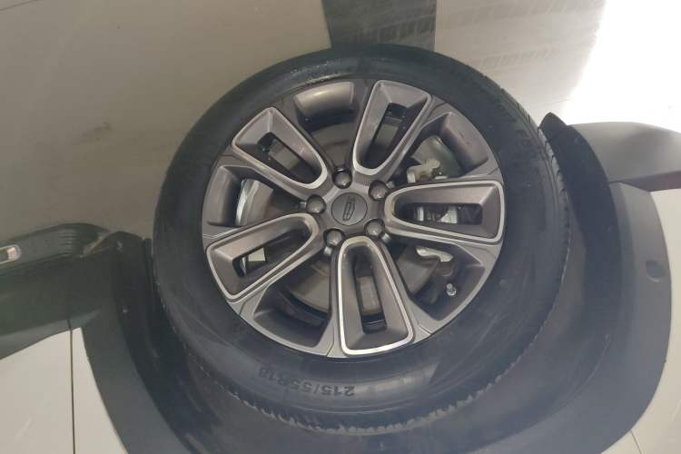 Used Geely Auto icon 2020 1.5TD i9 BSG Left Front Wheel Hub