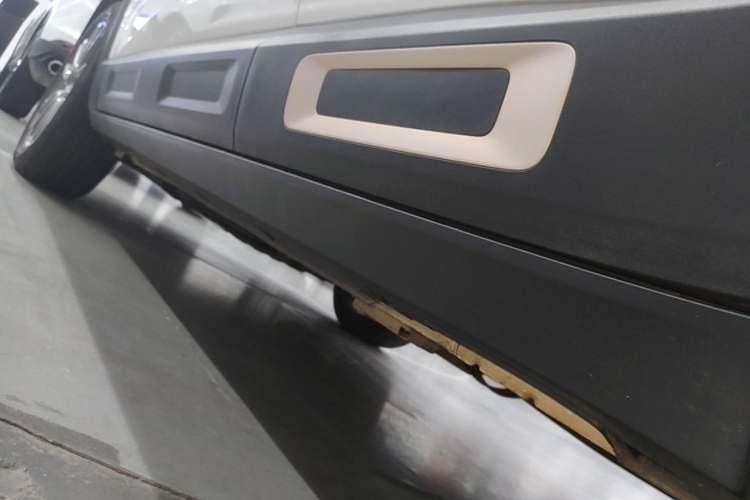 Used Geely Auto icon 2020 1.5TD i9 Left Side Sill
