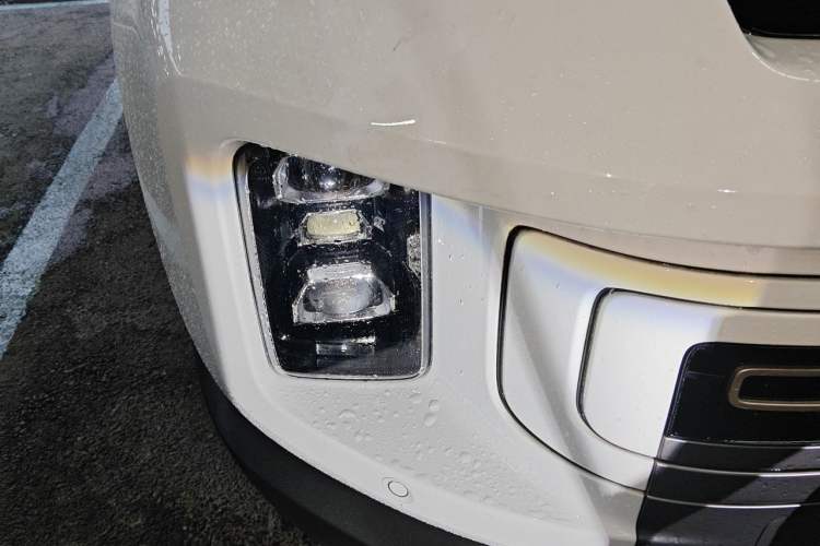 Used Geely Auto icon 2020 1.5TD i9 BSG Right Front Headlight