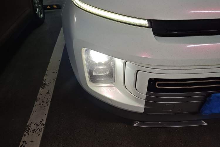 Used Geely Auto icon 2020 1.5TD i9 BSG Right Front Headlight