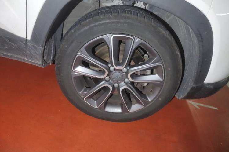 Used Geely Auto icon 2020 1.5TD i7 BSG Right Front Wheel Hub