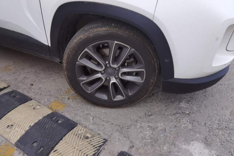 Used Geely Auto icon 2020 1.5TD i9 Right Front Wheel Hub