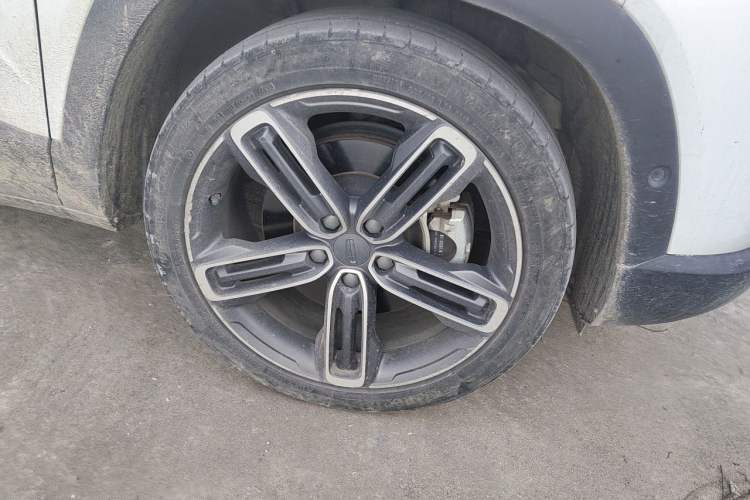 Used Geely Auto icon 2020 1.5TD i9 BSG Right Front Wheel Hub