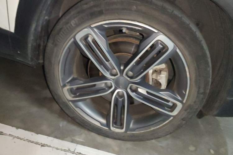 Used Geely Auto icon 2020 1.5TD i9 BSG Right Front Wheel Hub