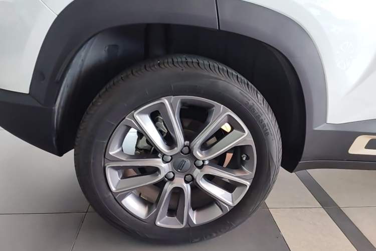 Used Geely Auto icon 2020 1.5TD i9 BSG Right Rear Wheel Hub