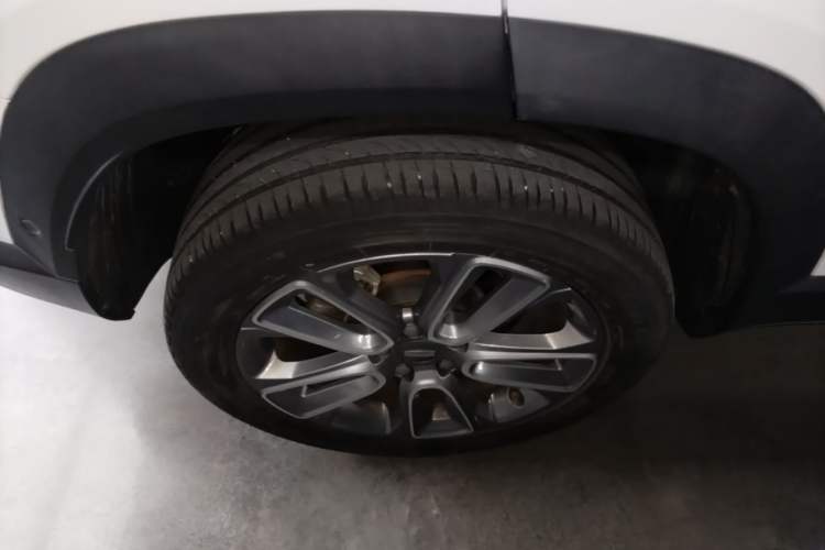 Used Geely Auto icon 2020 1.5TD i9 BSG Right Rear Wheel Hub