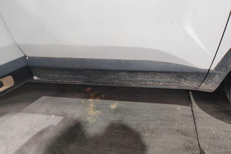 Used Geely Auto icon 2020 1.5TD i9 BSG Right Side Sill