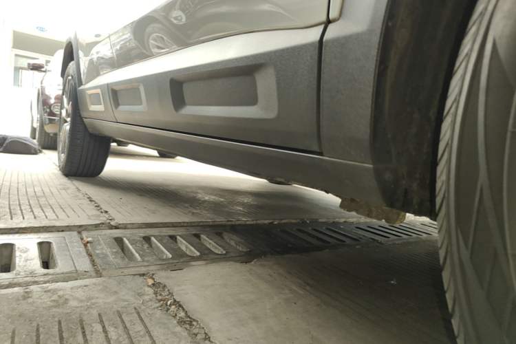 Used Geely Auto icon 2020 1.5TD i9 BSG Right Side Sill