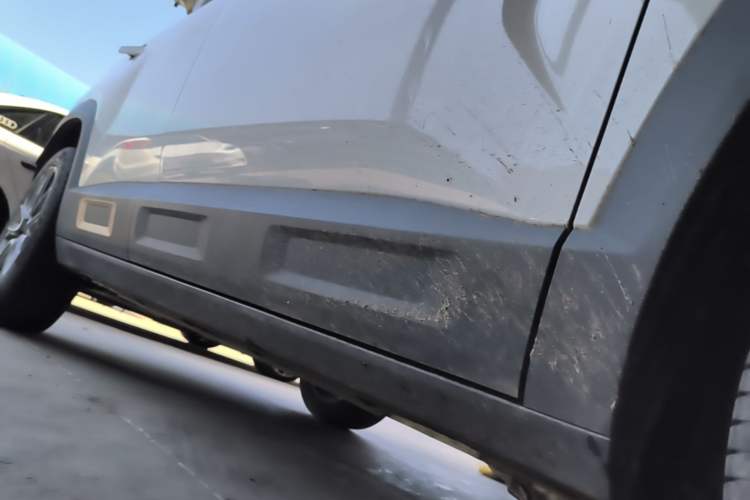 Used Geely Auto icon 2020 1.5TD i9 BSG Right Side Sill
