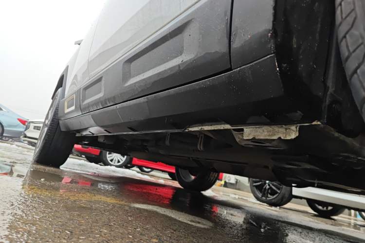 Used Geely Auto icon 2020 1.5TD i9 BSG Right Side Sill