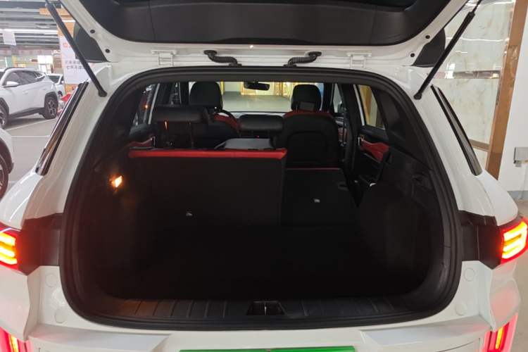Used Geely Auto icon 2020 1.5TD i6 BSG Trunk